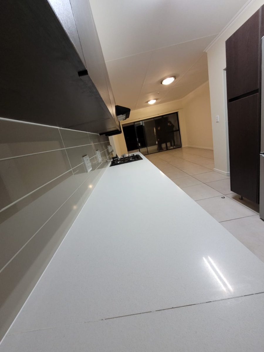 To Let 2 Bedroom Property for Rent in De Velde Western Cape